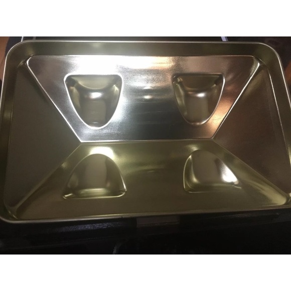 M & M 1996 Limited Edition Collectable Tin - Picture 7 of 8